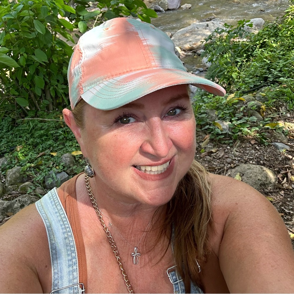 Meet your Posher, Kim